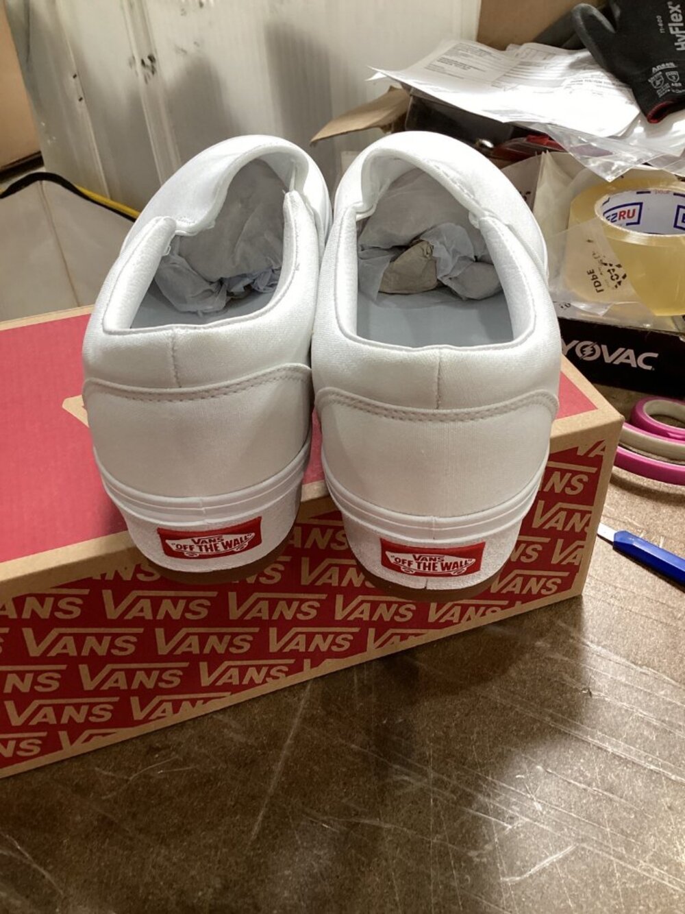 Vans Asher Sneaker - Picture 2 of 5